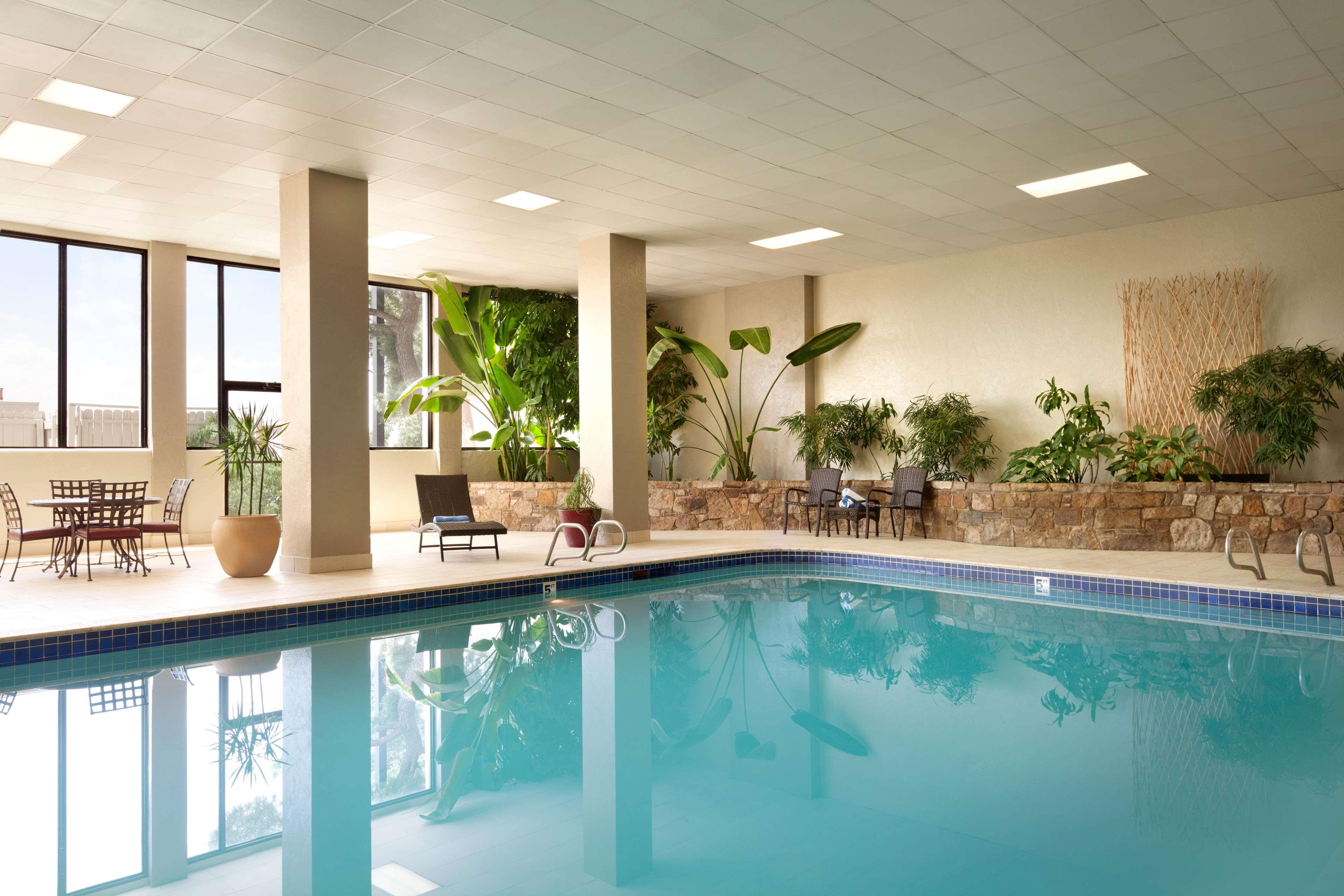 Embassy Suites By Hilton Oklahoma City Will Rogers Airport Εξωτερικό φωτογραφία