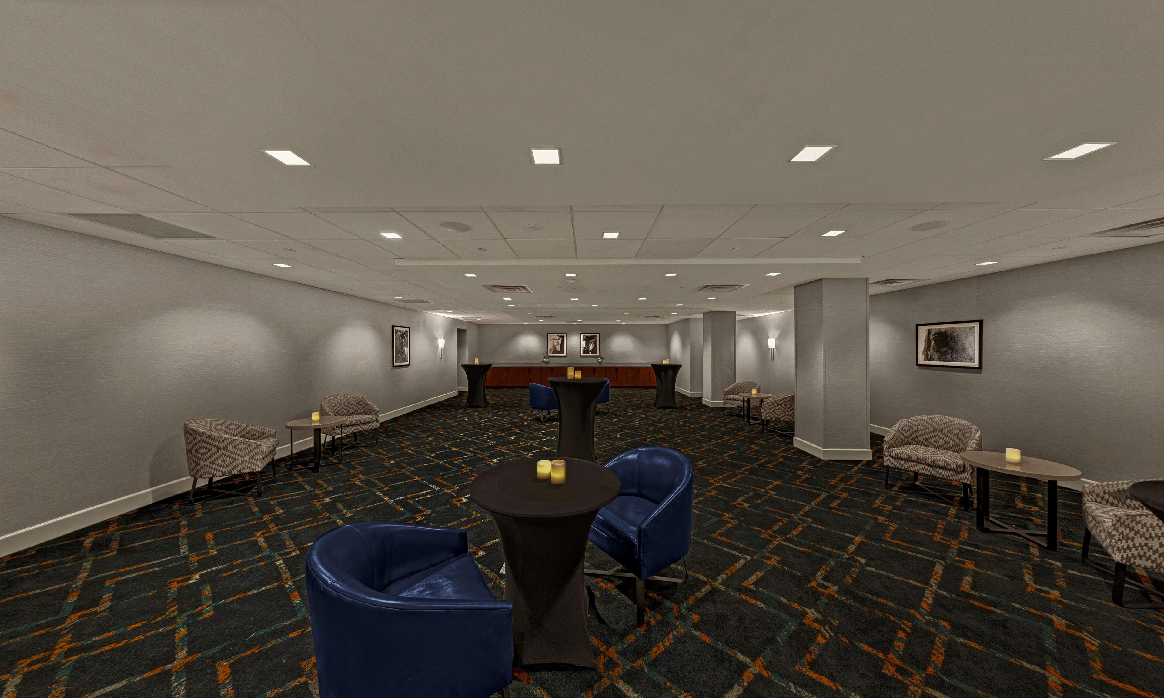 Embassy Suites By Hilton Oklahoma City Will Rogers Airport Εξωτερικό φωτογραφία