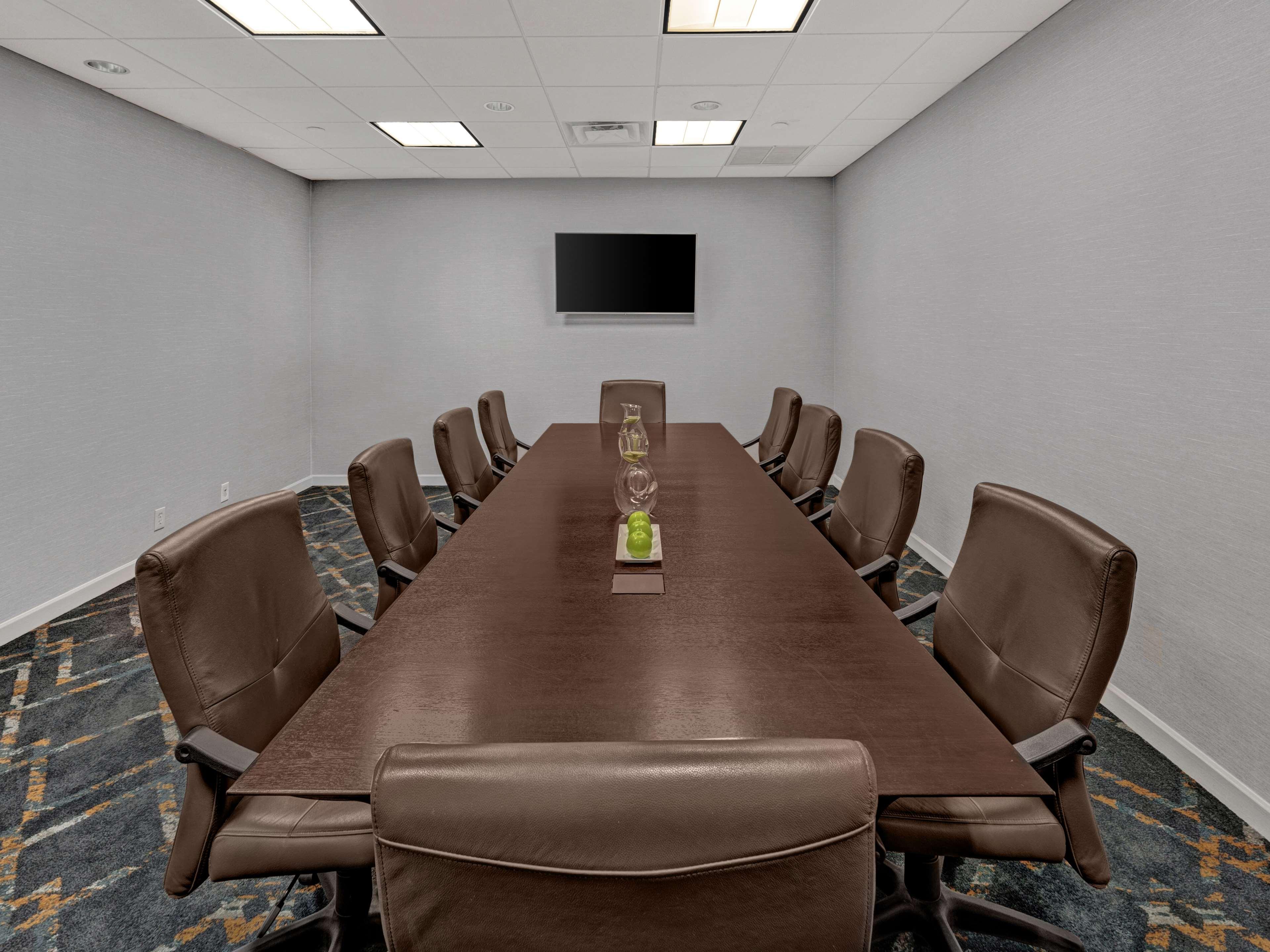 Embassy Suites By Hilton Oklahoma City Will Rogers Airport Εξωτερικό φωτογραφία
