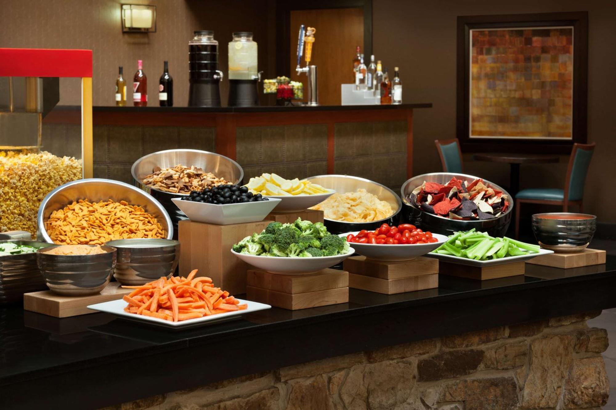 Embassy Suites By Hilton Oklahoma City Will Rogers Airport Εξωτερικό φωτογραφία