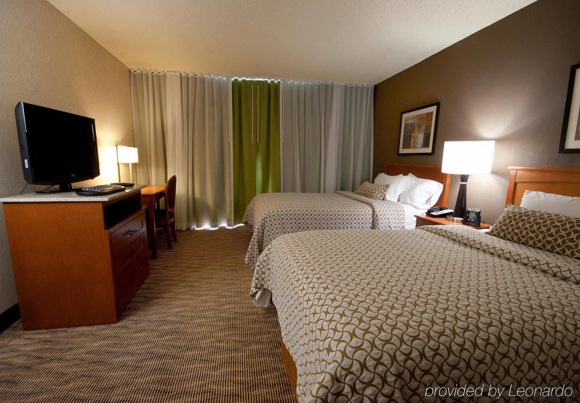 Embassy Suites By Hilton Oklahoma City Will Rogers Airport Δωμάτιο φωτογραφία