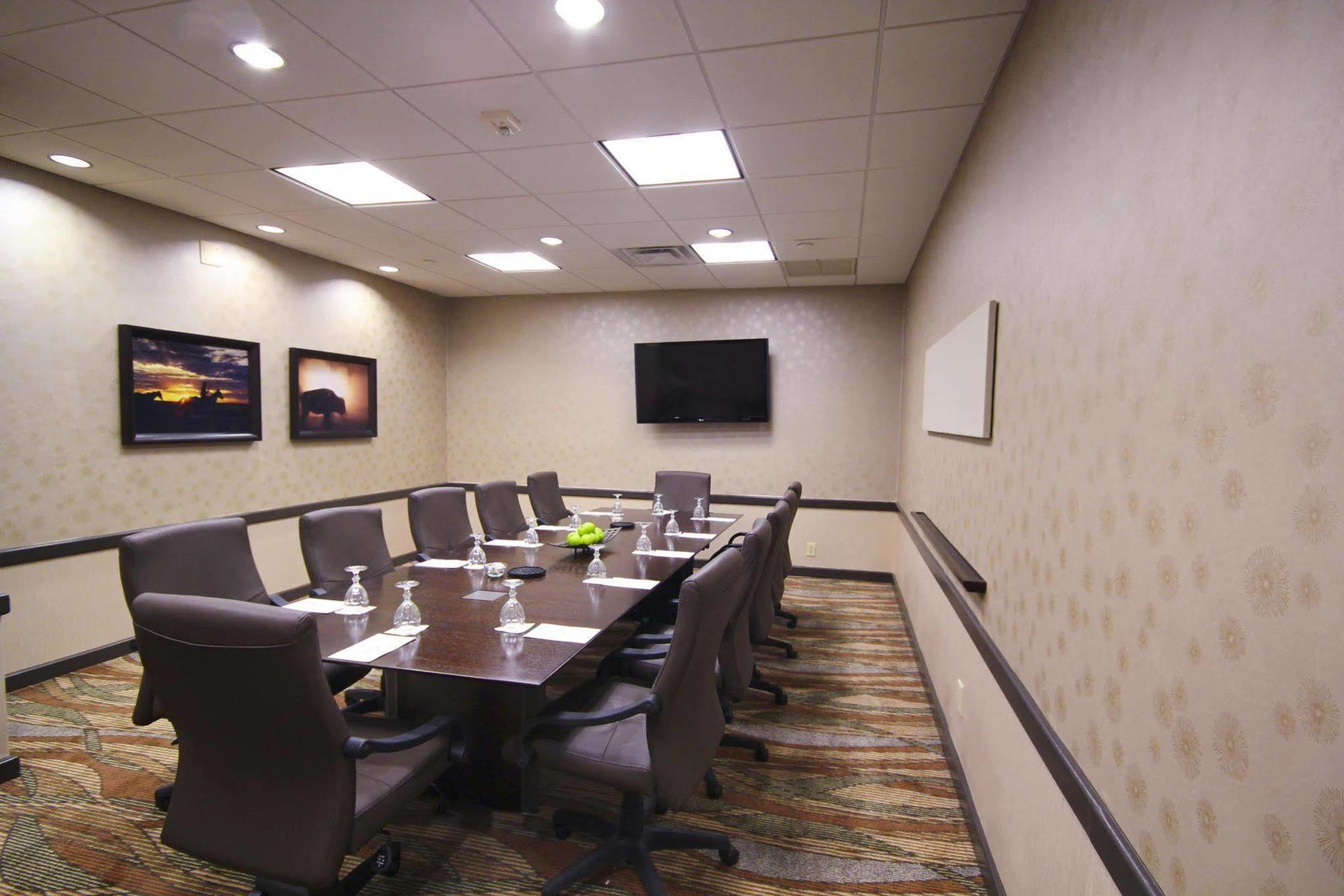 Embassy Suites By Hilton Oklahoma City Will Rogers Airport Εξωτερικό φωτογραφία