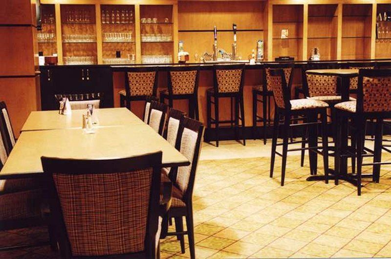 Embassy Suites By Hilton Oklahoma City Will Rogers Airport Εστιατόριο φωτογραφία